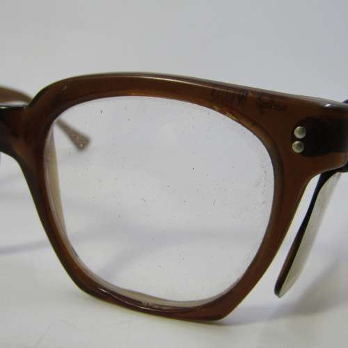 Other Antiques & Collectables Pair of vintage reading glasses frames